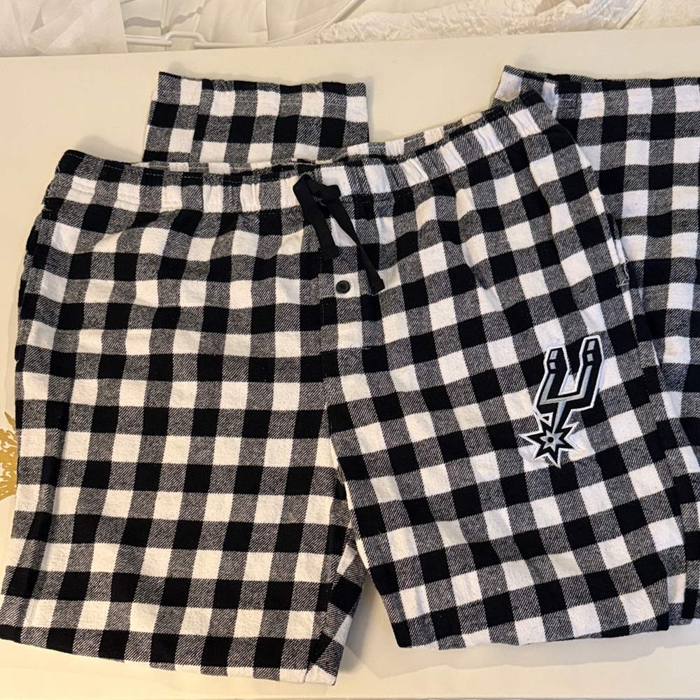 San Antonio Spurs Black and White fleece pants